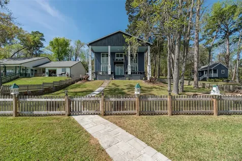 800 Northwoods Drive Point Blank TX 77364