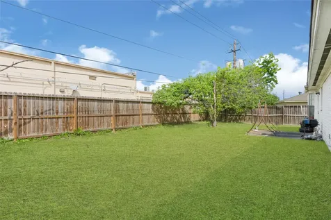 12326 South Drive Houston TX 77099
