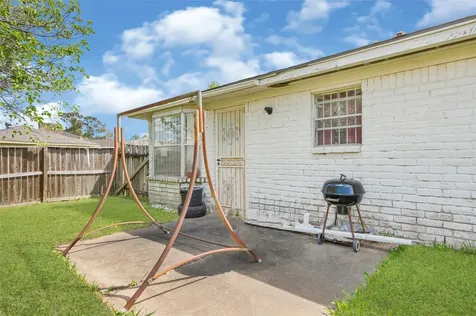 12326 South Drive Houston TX 77099