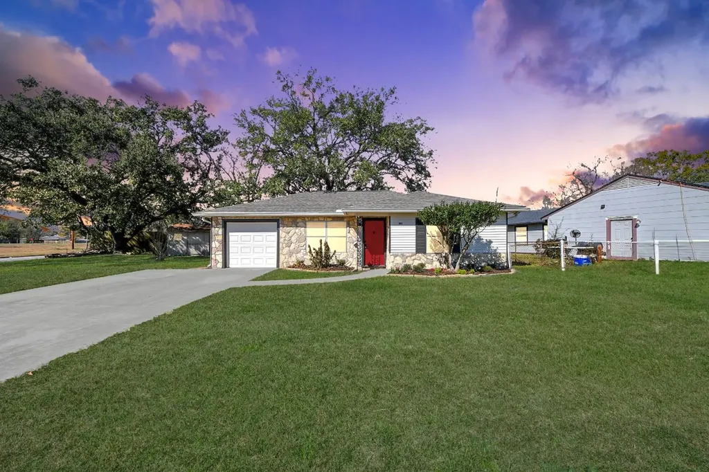 201 Delta Street Pasadena TX 77506