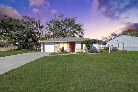 201 Delta Street Pasadena TX 77506