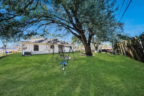 201 Delta Street Pasadena TX 77506