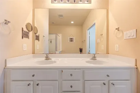 1243 Glenwood Canyon Lane Houston TX 77077