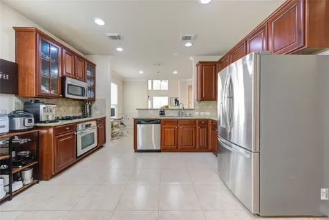 1243 Glenwood Canyon Lane Houston TX 77077