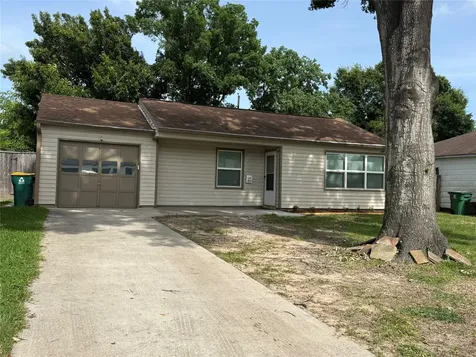 1807 Firwood Drive Pasadena TX 77502