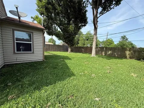 1807 Firwood Drive Pasadena TX 77502