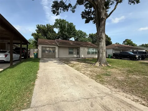 1807 Firwood Drive Pasadena TX 77502