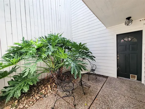 2243 W Alabama Street B Houston TX 77098