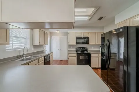 4122 Sablechase Drive Houston TX 77014