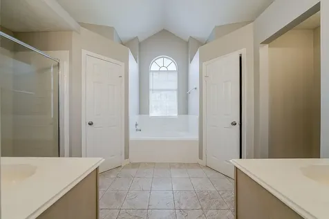 4122 Sablechase Drive Houston TX 77014