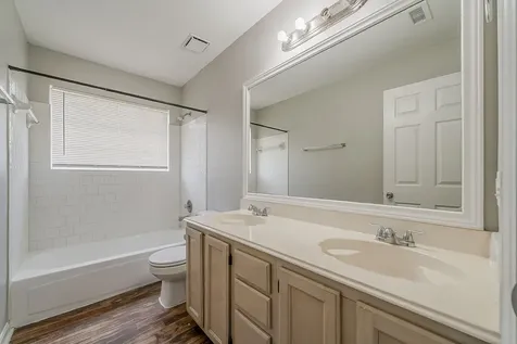 4122 Sablechase Drive Houston TX 77014