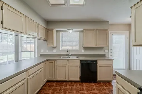 4122 Sablechase Drive Houston TX 77014