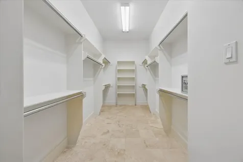 6906 Sewanee Street Houston TX 77025