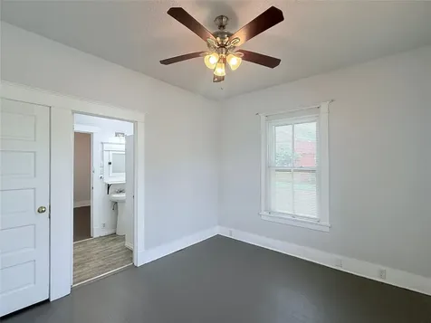 1924 26th Street Galveston TX 77550