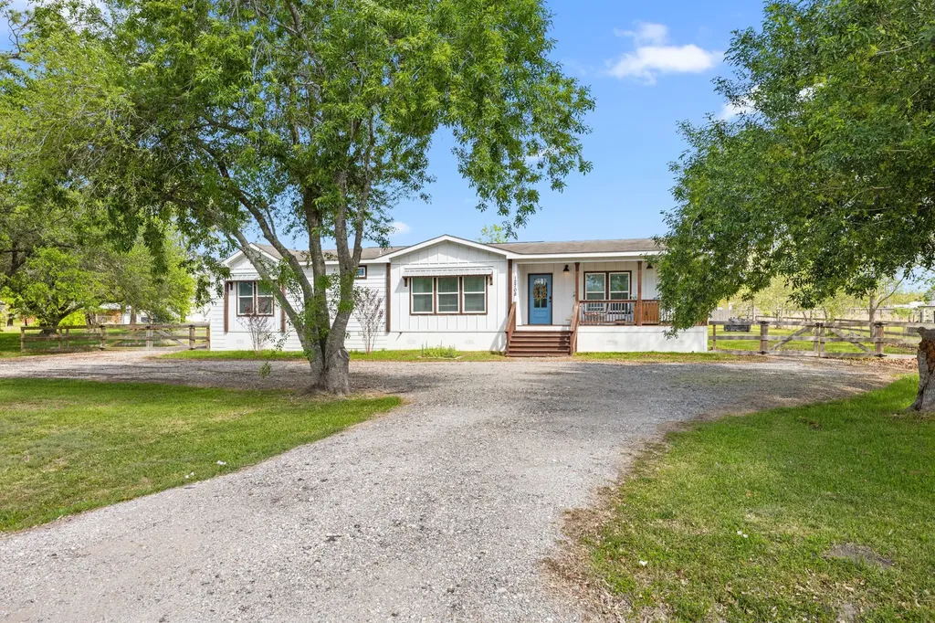 12708 28th Street Santa Fe TX 77510