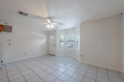 3238 Alabama 5 Houston TX 77004
