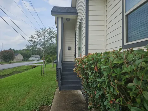4801 Wenda Street B Houston TX 77033