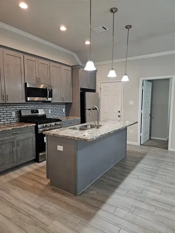 4801 Wenda Street B Houston TX 77033