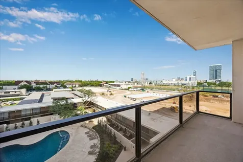 2929 Buffalo Speedway A513 Houston TX 77098