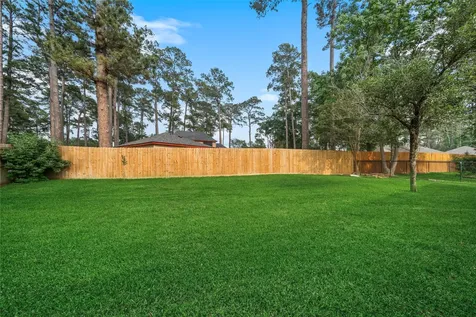 14006 Jamaica Circle Willis TX 77318