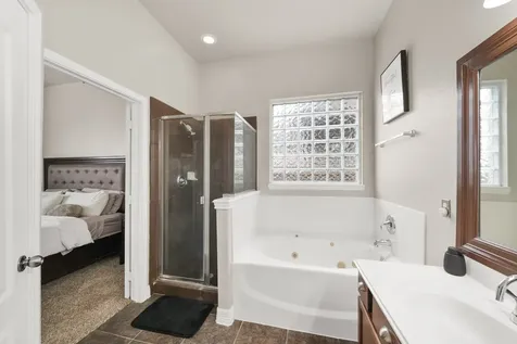 9411 Silver Ridge Drive Rosharon TX 77583