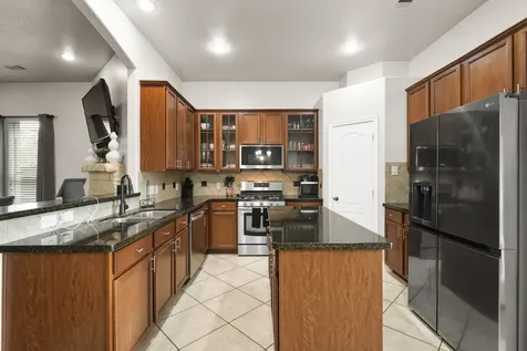 9411 Silver Ridge Drive Rosharon TX 77583