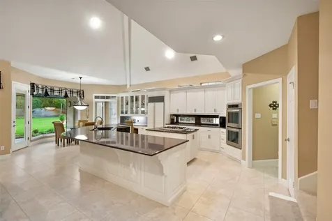 1722 Chestnut Grove Lane Kingwood TX 77345