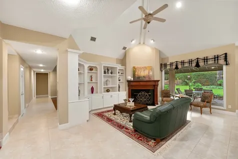 1722 Chestnut Grove Lane Kingwood TX 77345