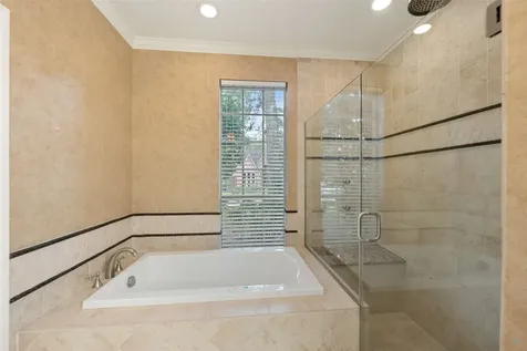 1722 Chestnut Grove Lane Kingwood TX 77345