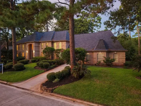 1722 Chestnut Grove Lane Kingwood TX 77345