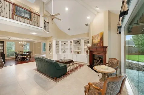 1722 Chestnut Grove Lane Kingwood TX 77345