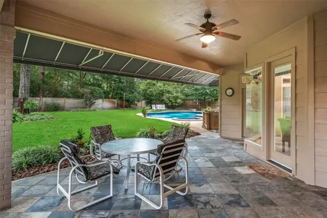 1722 Chestnut Grove Lane Kingwood TX 77345