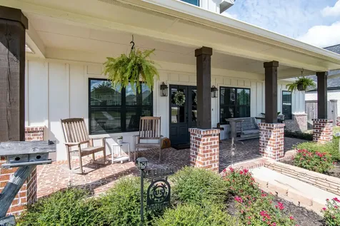 1 Greystone Court Angleton TX 77515