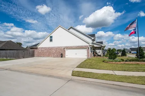 1 Greystone Court Angleton TX 77515