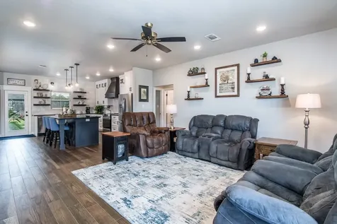 1 Greystone Court Angleton TX 77515