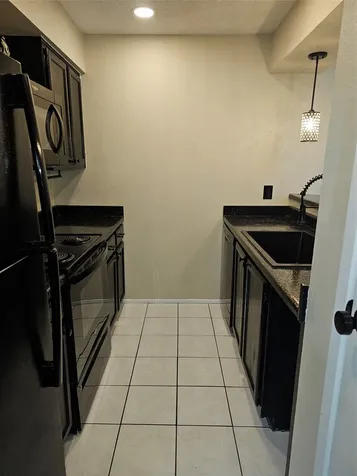 3900 Aspen Drive B201 Montgomery TX 77356