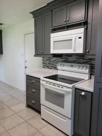 1129 E Rutgers Lane Deer Park TX 77536