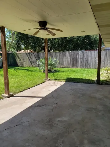 1129 E Rutgers Lane Deer Park TX 77536