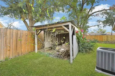 9807 Autumn Harvest Drive Houston TX 77064