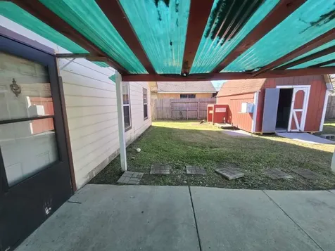 3220 Iowa Street Baytown TX 77520