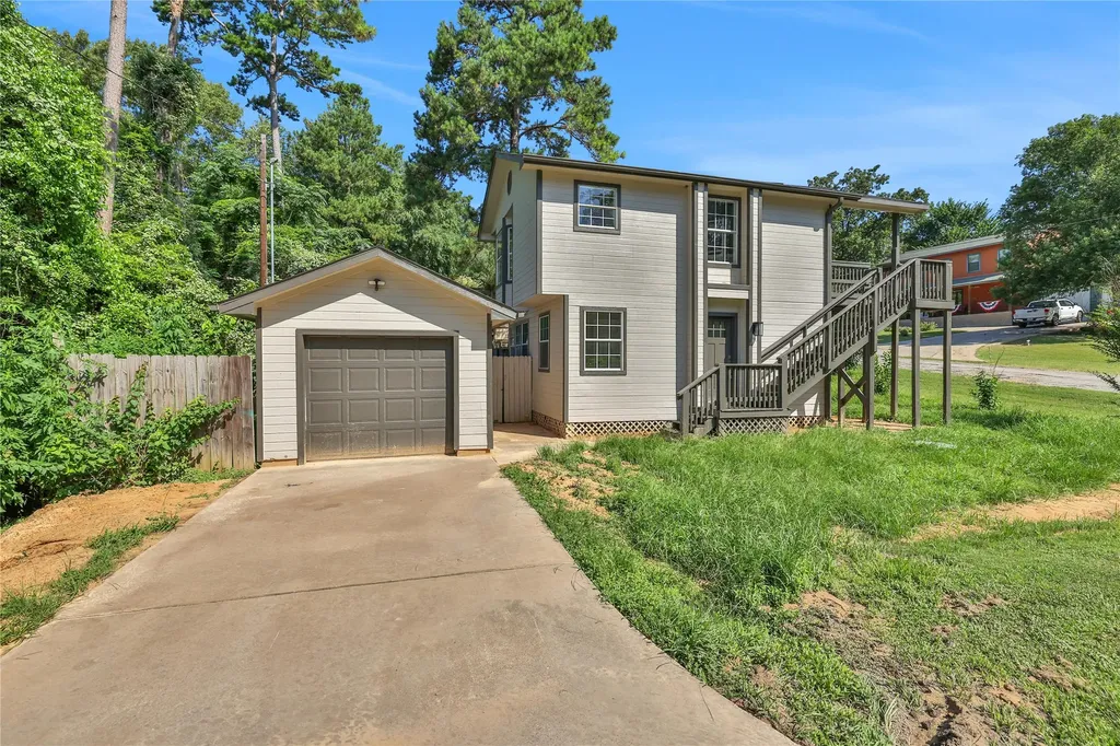 31 Montego Way Point Blank TX 77364