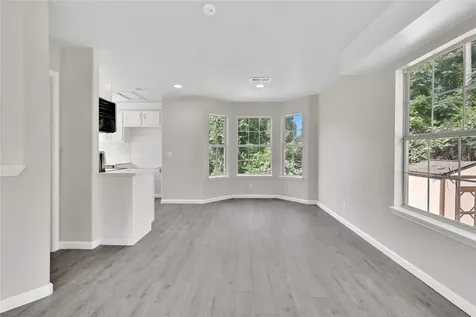 31 Montego Way Point Blank TX 77364