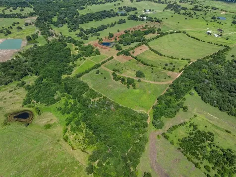 1190 N Nassau Road Round Top TX 78954