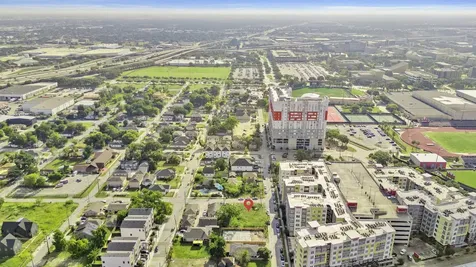 3012, 3014, 3016 Rosalie Street Houston TX 77004