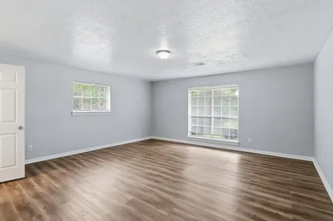 3513 E Bayou Drive La Porte TX 77571
