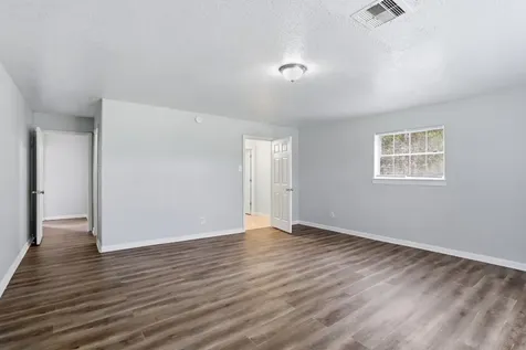 3513 E Bayou Drive La Porte TX 77571