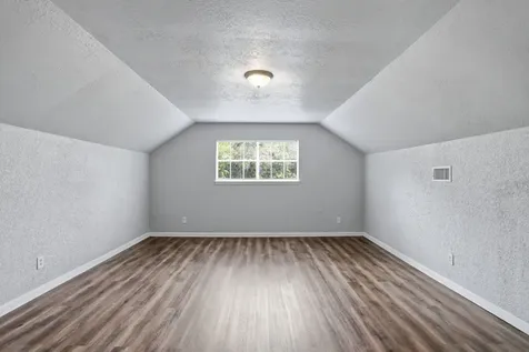 3513 E Bayou Drive La Porte TX 77571