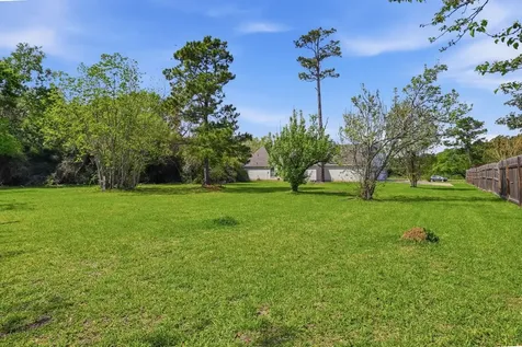 3513 E Bayou Drive La Porte TX 77571