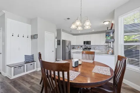 2401 Evergreen Drive Pearland TX 77581