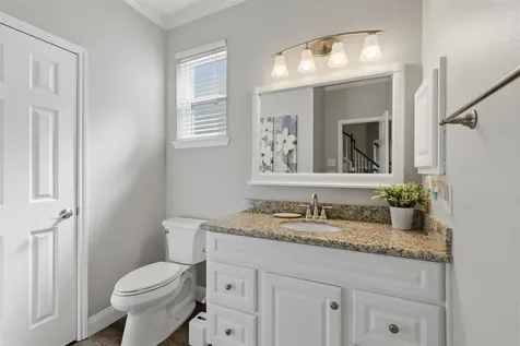2401 Evergreen Drive Pearland TX 77581